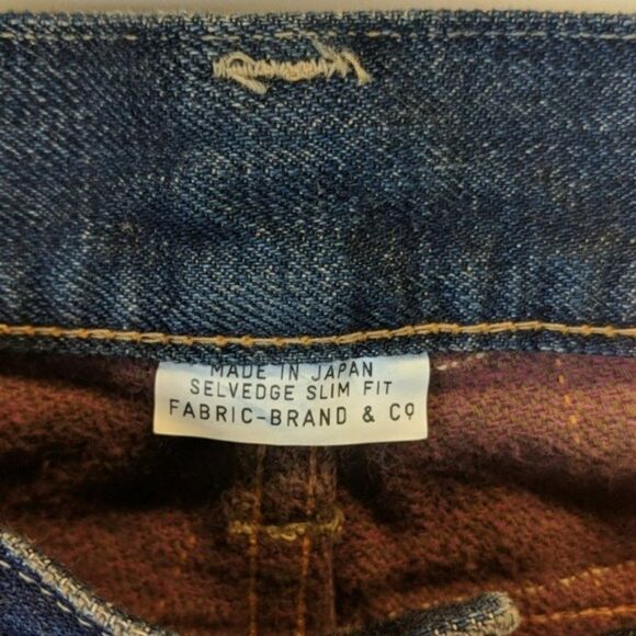 FABRIC BRAND & CO.Slim-fit Distressed Se… - Picture 3 of 5
